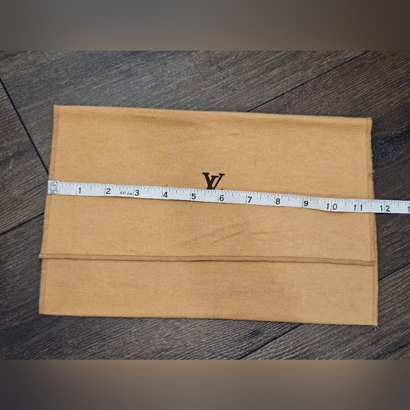 Louis Vuitton Clutch Box and Dust Bag Pair - Picture 6 of 13